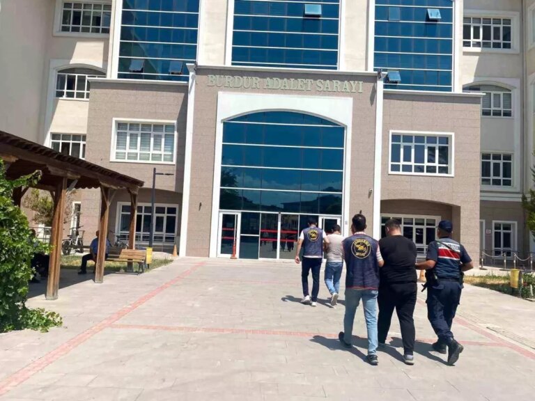 burdurda-calinan-hayvanlar-24-saatte-bulundu-qVueB73k.jpg