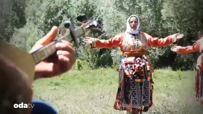 mhpden-yeni-turku-canlarin-turkusu-8hzTnxQC.jpg